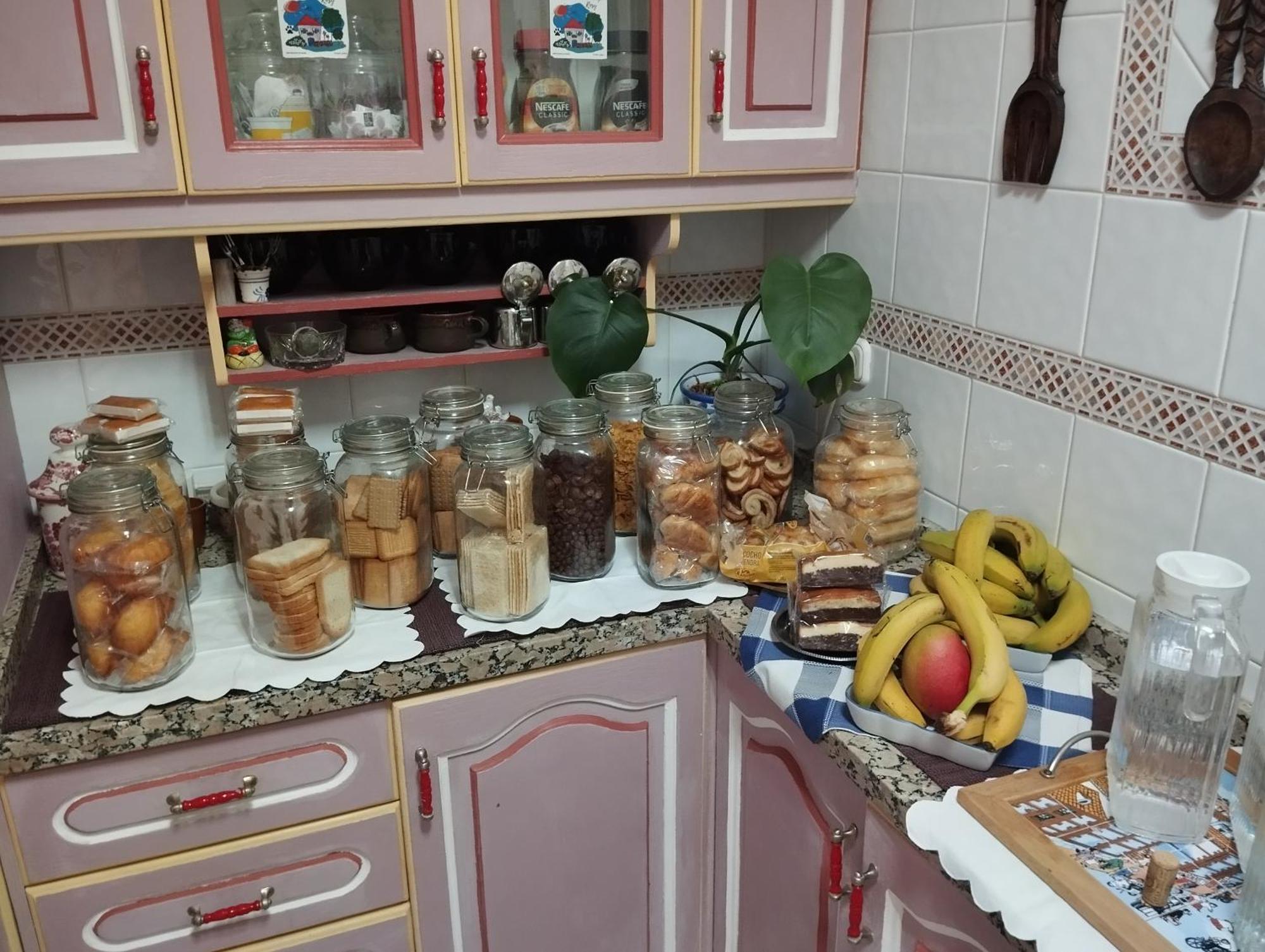 Апартаменты La Casa De La Abuela Rosy Малага Экстерьер фото